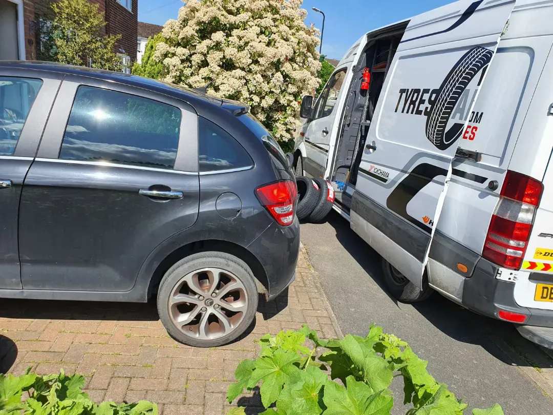 Mobile Tyre Fitting